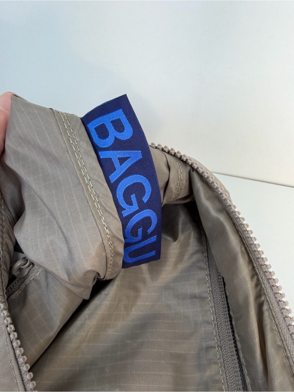 BAGGU Dove Medium Cresent Nylon Crossbody with Logo Strap - Picture 9 of 11